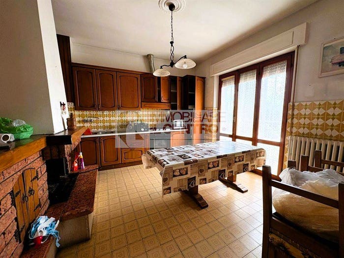 Casa con 6 locali in vendita in Colombiera Molicciara, Castelnuovo Magra