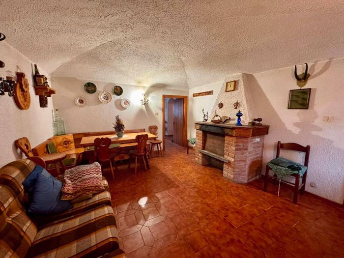 Casa con 6 locali in vendita in Corso Alessandria, Asti