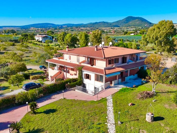 Casa con 6 locali in vendita in Via Fosso della Tomba, Sasso Furbara, Cerveteri