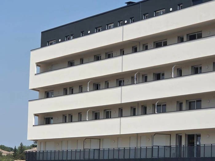 Appartamento bilocale in vendita in Via Magenta, Centro, Carugo