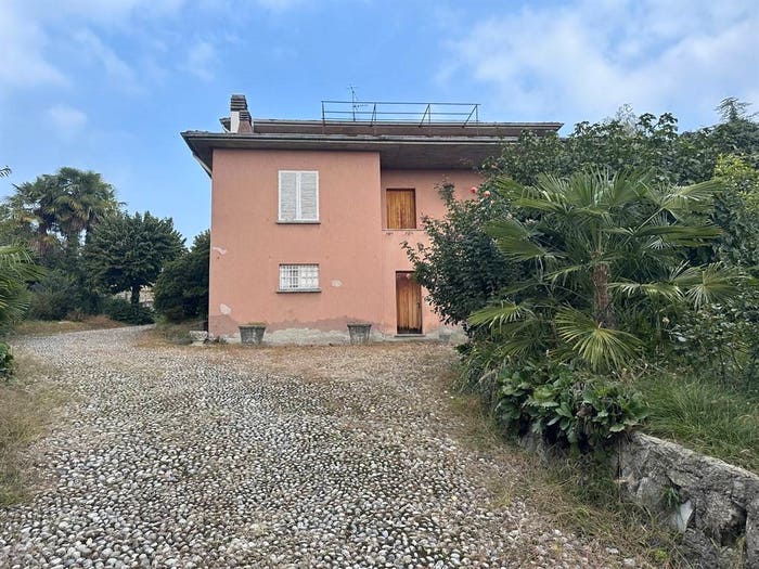 Casa con 6 locali in vendita in via varesina, Villa Guardia