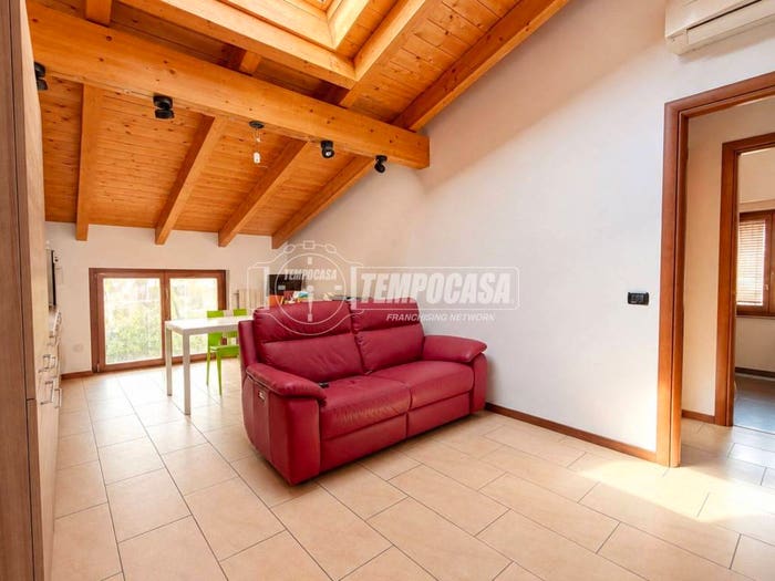 Appartamento bilocale in vendita in Via S Giovanni Bosco, Campofiorenzocalifornia, Casatenovo