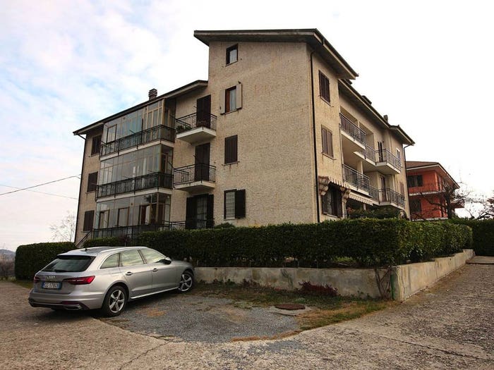 Appartamento quadrilocale in vendita in Via Roma, Centro, Murazzano
