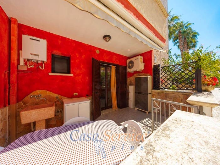 Appartamento trilocale in vendita in Via delle Robinie, Baia Verde Lidi, Gallipoli