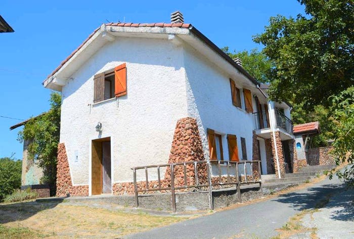 Casa con 6 locali in vendita in Sardi, Centro, Pareto