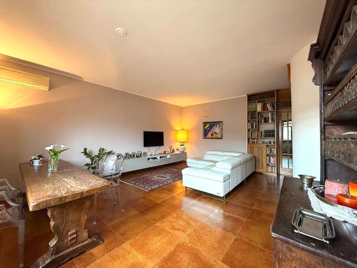 Appartamento con 6 locali in vendita in Via Raffaello Sanzio, Pretura Sanzio, Empoli
