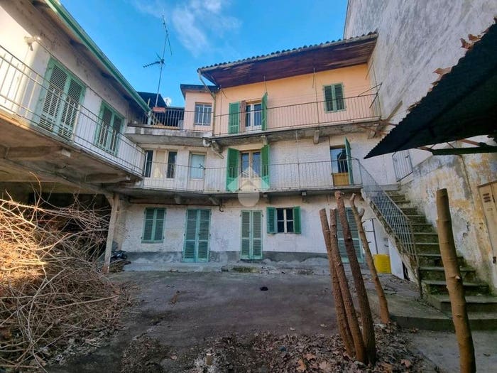 Casa con 6 locali in vendita in Corso Italia, Centro, Gassino Torinese