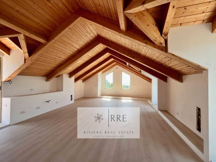 Casa bilocale in vendita in via Valbona, Parco San Rocco Tetti Rossi Loreto, Alassio