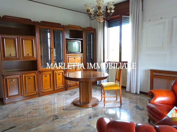 Casa quadrilocale in vendita in Sola, Fara Olivana con Sola