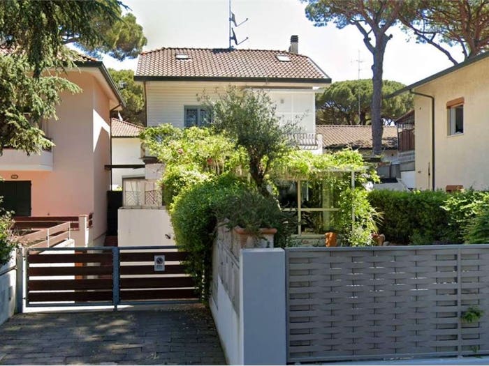 Casa quadrilocale in vendita in viale Giuseppe Verdi, Milano Marittima, Cervia