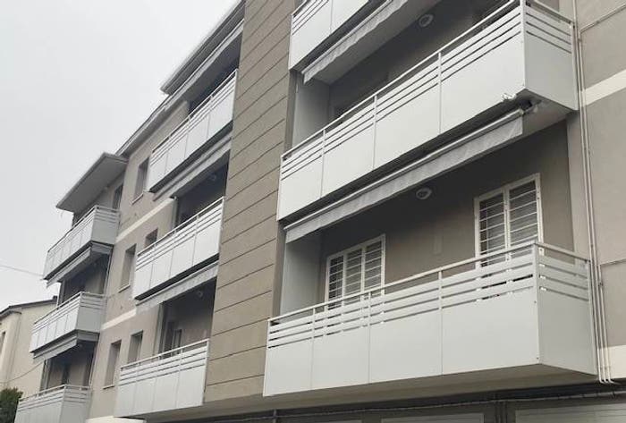 Appartamento con 5 locali in vendita in Viale Isacco Newton, Villaggio Giardino, Modena