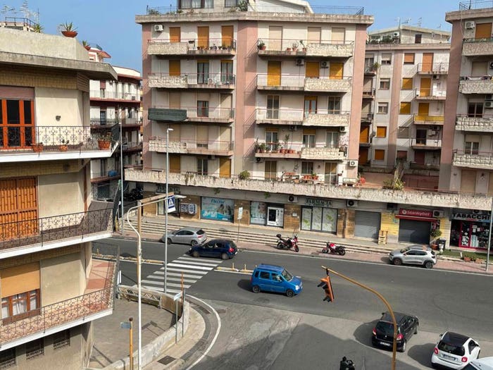 Appartamento trilocale in vendita in Via Adolfo Celi, Minissale, Messina