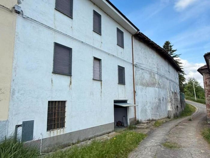 Casa con 6 locali in vendita in Via San Rocco, Varengo, Gabiano
