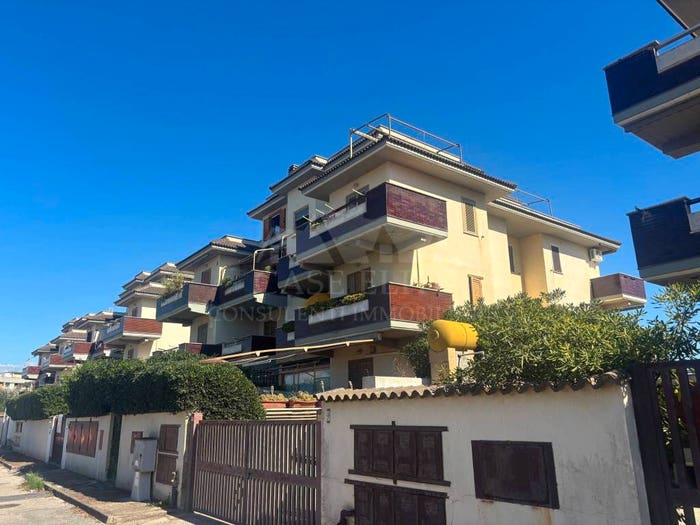 Appartamento trilocale in vendita in Via Bari, Marina di Ardea, Ardea