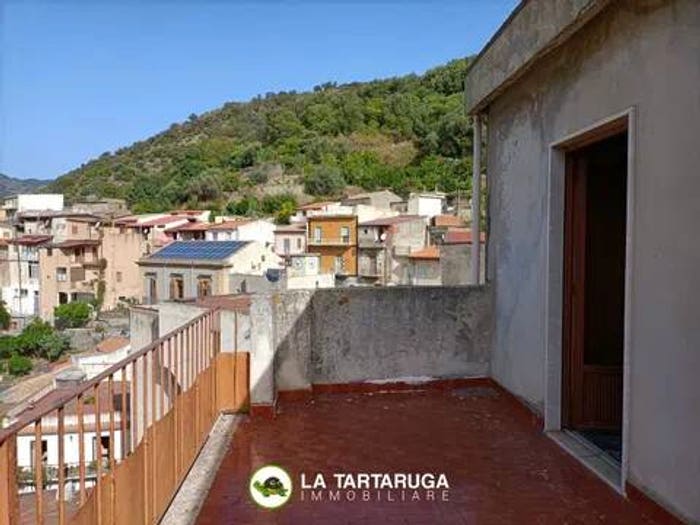 Casa con 6 locali in vendita in Via Giuseppe Mazzini, Centro, Pagliara