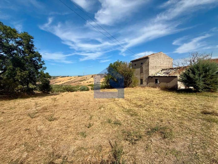 Casa quadrilocale in vendita in Contrada Colle Campitelli, Lanciano