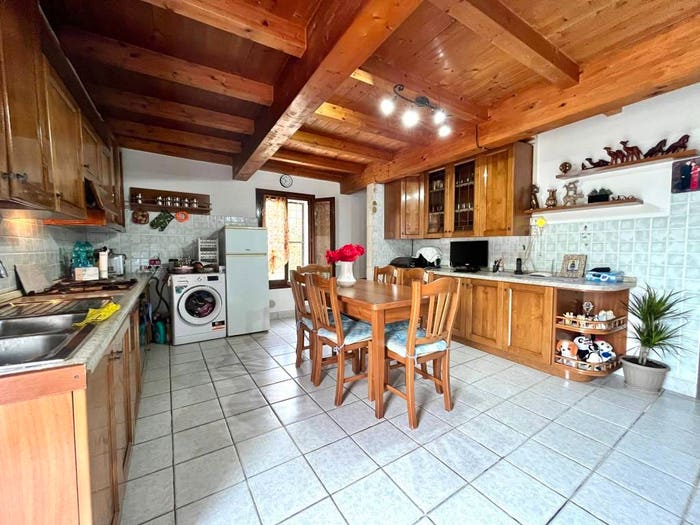 Casa con 6 locali in vendita in Bondanello, Moglia