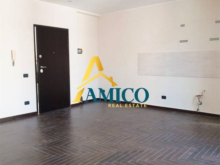 Appartamento quadrilocale in vendita in Via Francesco Petrarca, Centro, Bagheria