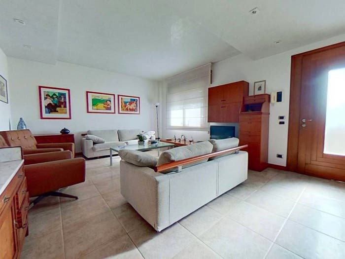Casa con 6 locali in vendita in Via Camillo Benso di Cavour, Godega di Sant'Urbano