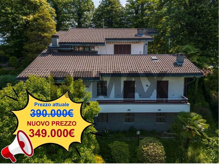 Casa con 6 locali in vendita in VIA S PIETRO, Marchirolo