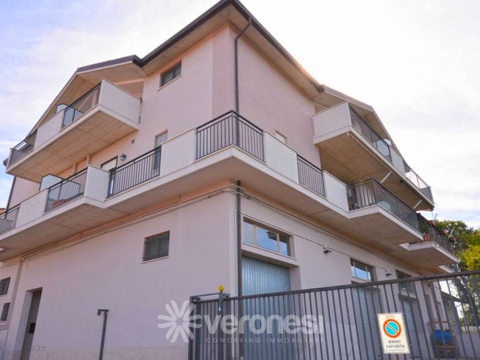 Appartamento quadrilocale in vendita in Via Giuseppe Marsilio, Centro, Lanciano