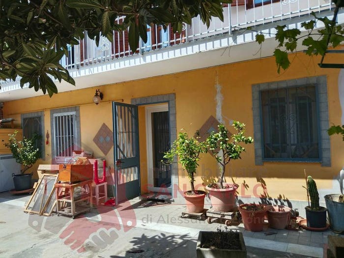 Casa con 5 locali in vendita in Via della Chiesa, Vauda Canavese Inferiore, Vauda Canavese