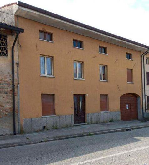 Casa con 5 locali in vendita in Via Gorizia, Centro, Gonars