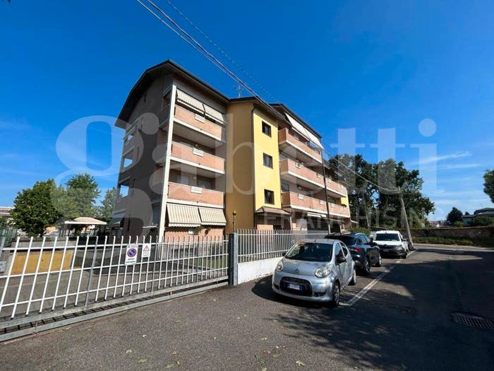 Appartamento bilocale in vendita in Via Antonio Meucci, Centro, Limbiate