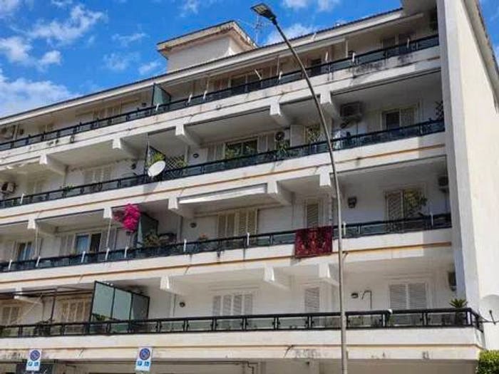 Appartamento con 5 locali in vendita in Via Eleuterio Ruggiero, Via Ruggiero, Caserta