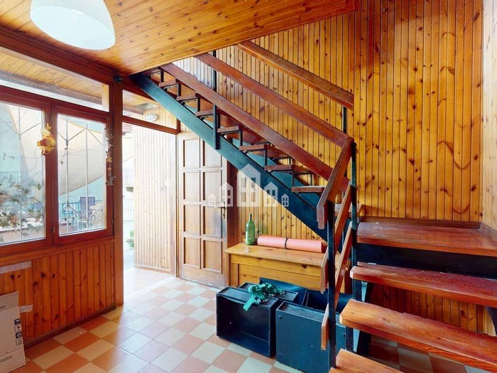 Casa con 6 locali in vendita in Via Garibaldi, Rueglio