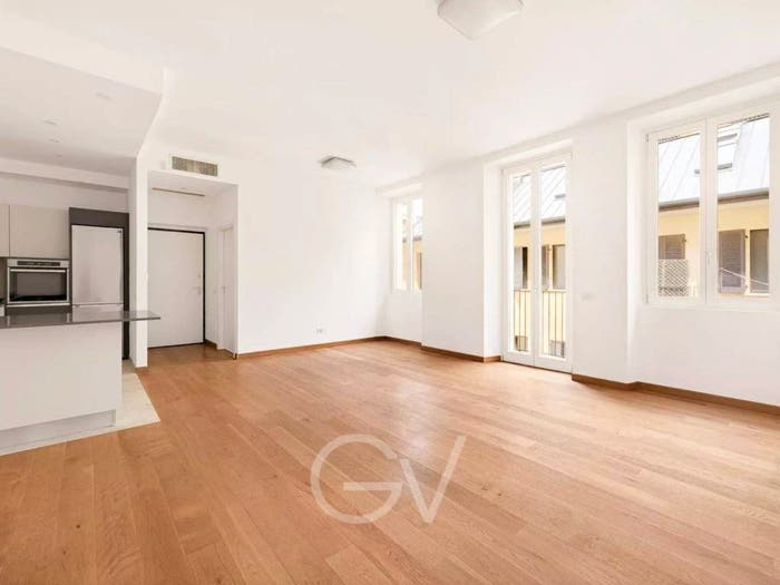 Appartamento trilocale in vendita in Via Garian, Washington, Milano