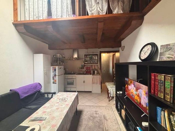 Appartamento bilocale in vendita in Via Umberto I, Rocca de' Baldi