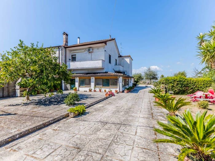 Casa con 6 locali in vendita in Strada Migliara, Borgo Grappa, Latina