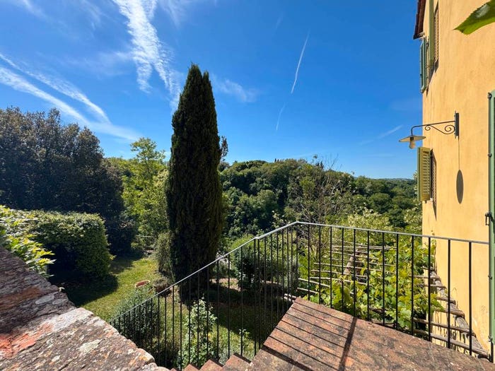 Casa con 6 locali in vendita in Via Penna, Laterina Pergine Valdarno