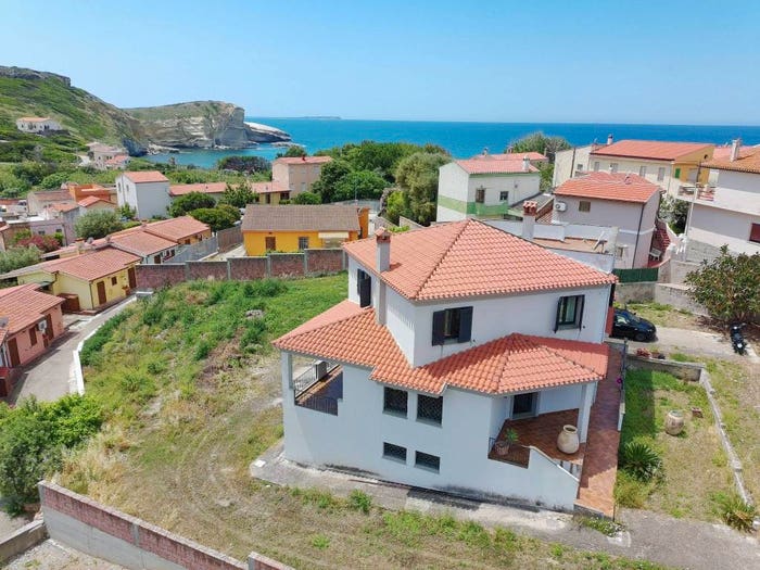 Casa con 5 locali in vendita in Vico Columbaris, Santa Caterina, Cuglieri