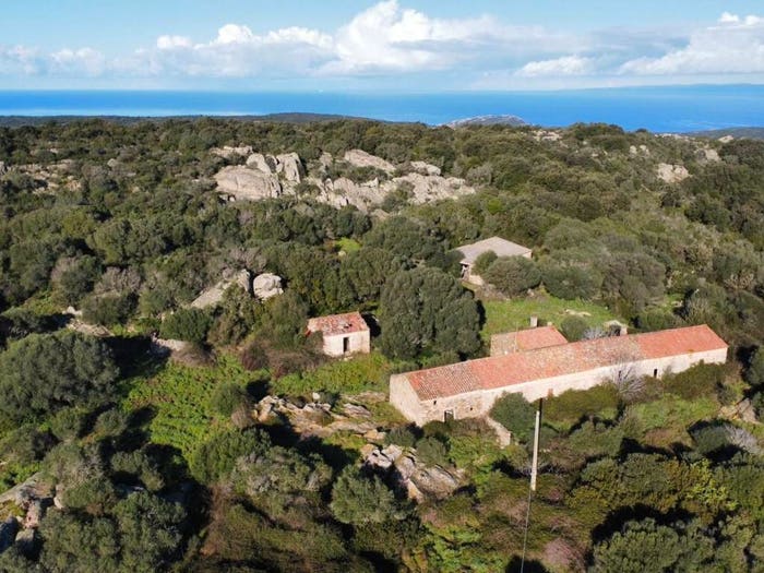 Casa quadrilocale in vendita in Aglientu