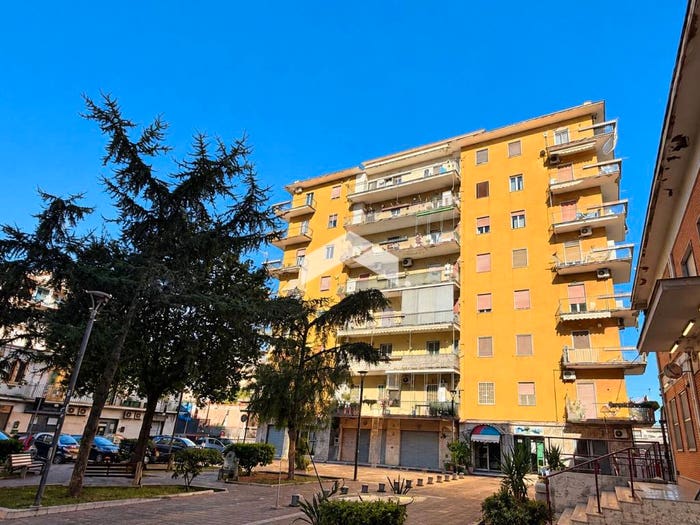 Appartamento trilocale in vendita in Piazza Trento e Trieste, San Giorgio a Cremano