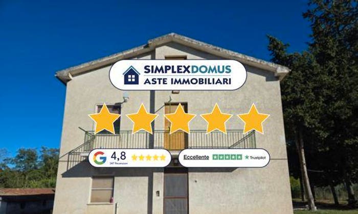Casa con 6 locali in vendita in Contrada Cerreto, San Ginesio