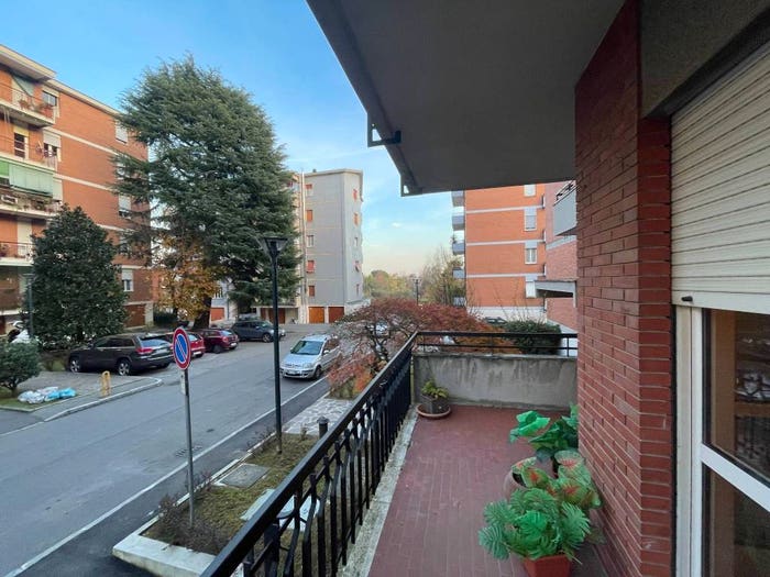 Appartamento trilocale in vendita in Via Ettore Vacha, Valverde, Bergamo