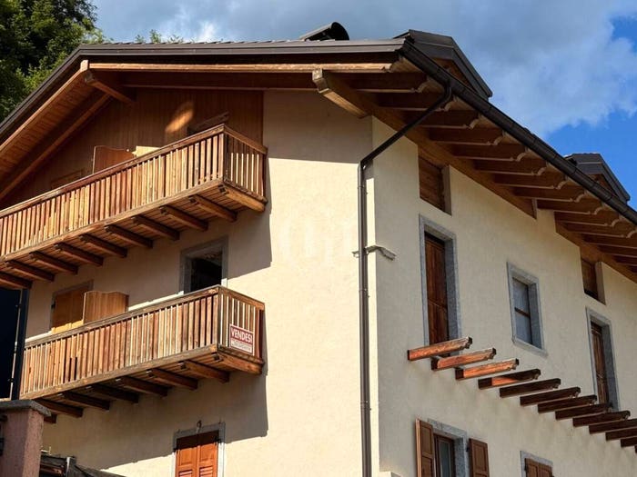 Appartamento con 5 locali in vendita in Via Ptice, Mezzolago, Ledro