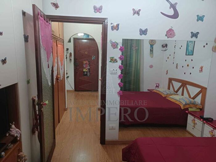 Appartamento trilocale in vendita in Via SVincenzo, Centro, Vallecrosia