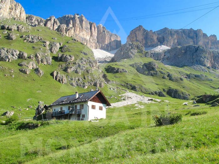 Casa con 6 locali in vendita in Passo Pordoi, Canazei