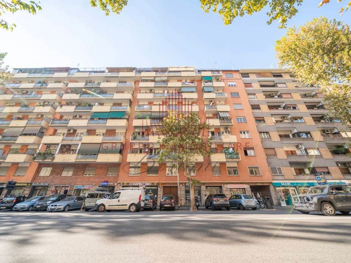 Appartamento bilocale in vendita in Via Oderisi da Gubbio, Marconi, Roma