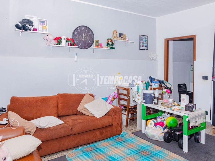 Appartamento bilocale in vendita in Via Montebello, Centro, Cassolnovo