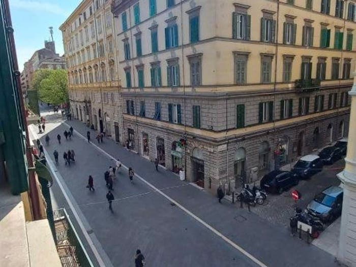 Appartamento trilocale in vendita in Corsi, Ancona