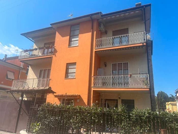 Appartamento quadrilocale in vendita in Via Arno, Centro, Mentana