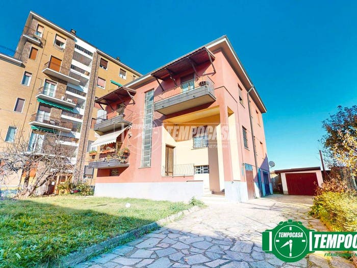 Appartamento trilocale in vendita in Via San Marziano, Novi Ligure