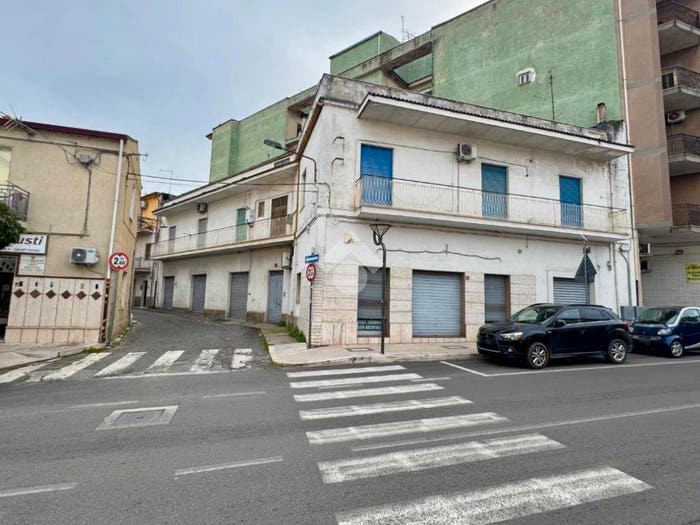 Casa quadrilocale in vendita in Viale Regina Margherita, Rossano Stazione, CoriglianoRossano