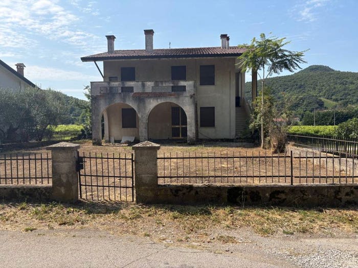 Casa con 5 locali in vendita in Via Roma, Fontanafredda, Cinto Euganeo
