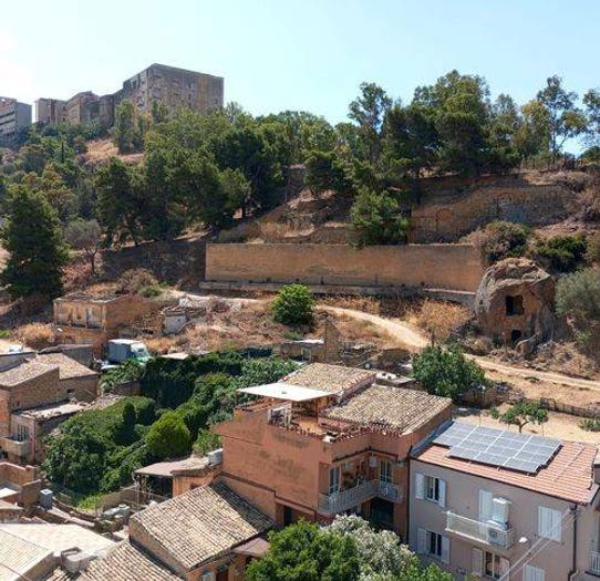 Appartamento quadrilocale in vendita in Via Xxv Aprile, Centro Storico, Agrigento